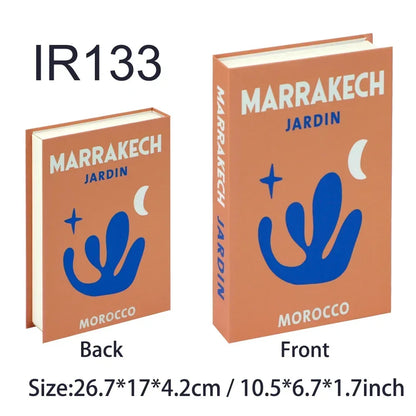 Dekorative Reisebücher
